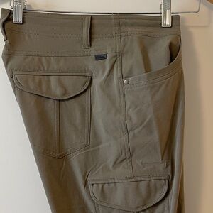 NWOT Kuhl Freeflex Roll Up Women's Pants
